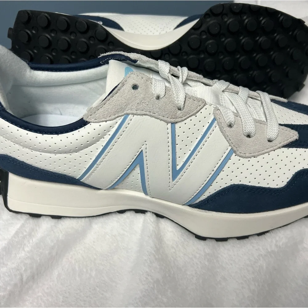 New Balance 327 size 11 BRAND NEW men’s. TARRIF FREE - Picture 2 of 5